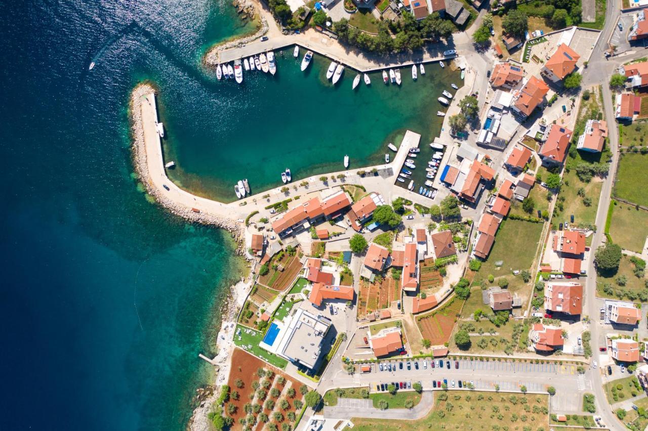 Apartments Otia Seaview Porat  Esterno foto