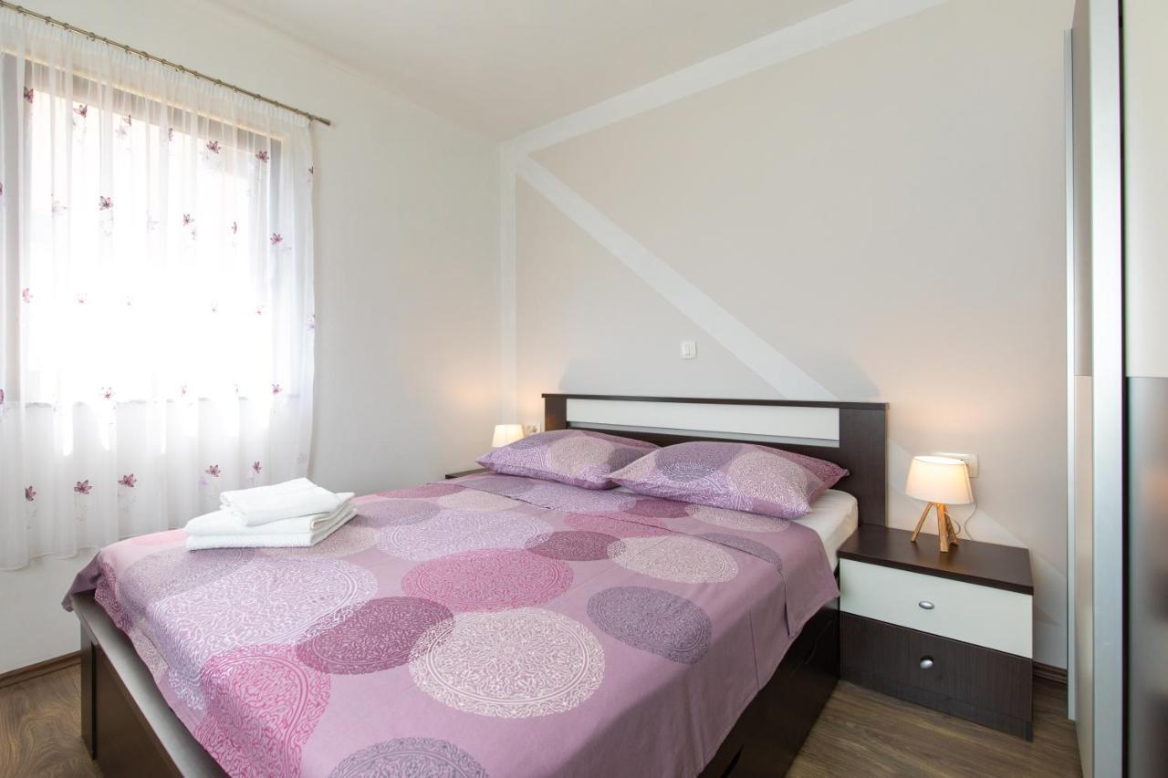 Apartments Otia Seaview Porat  Esterno foto
